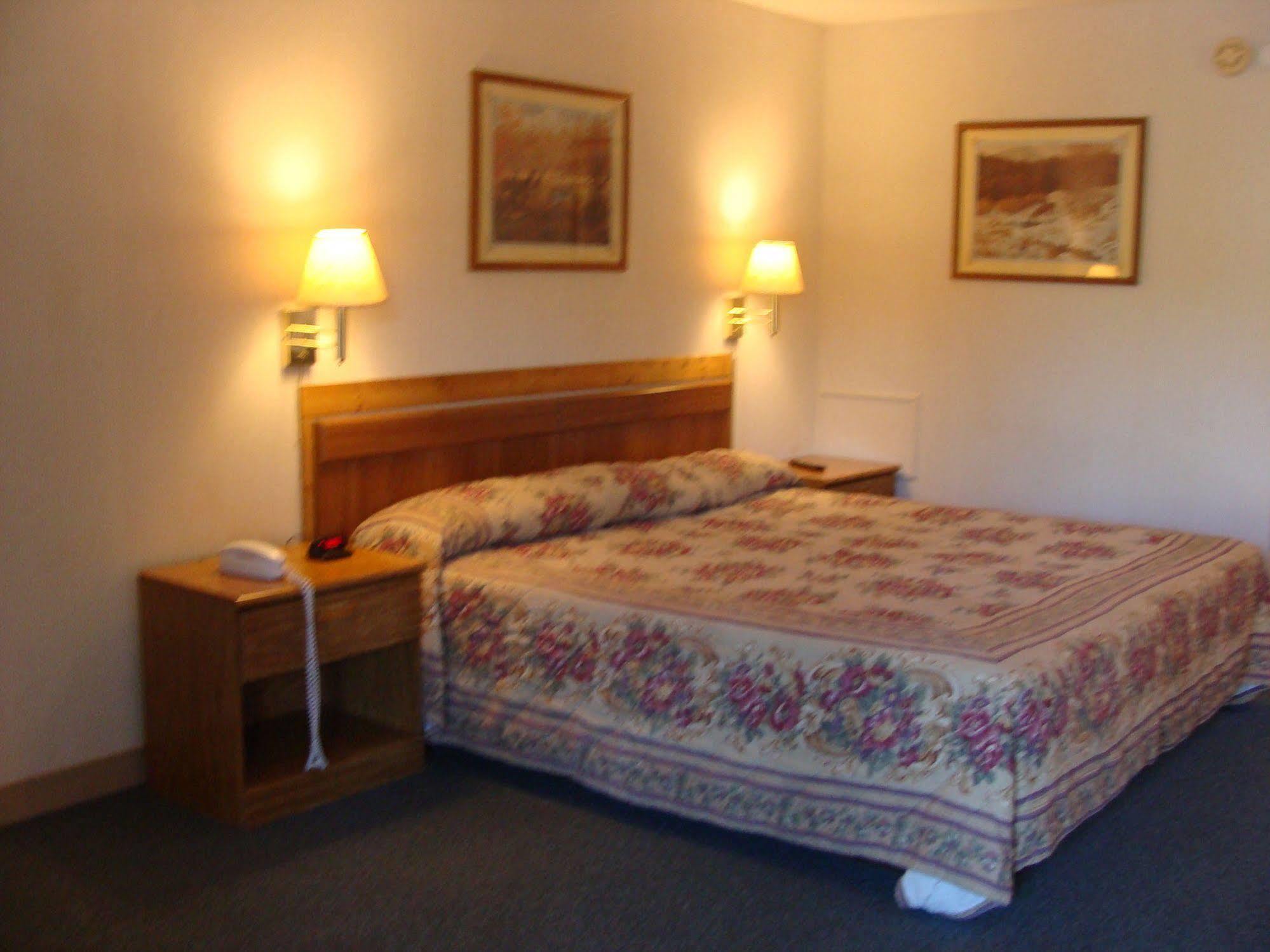 Chatuge Mountain Inn Elf Ngoại thất bức ảnh